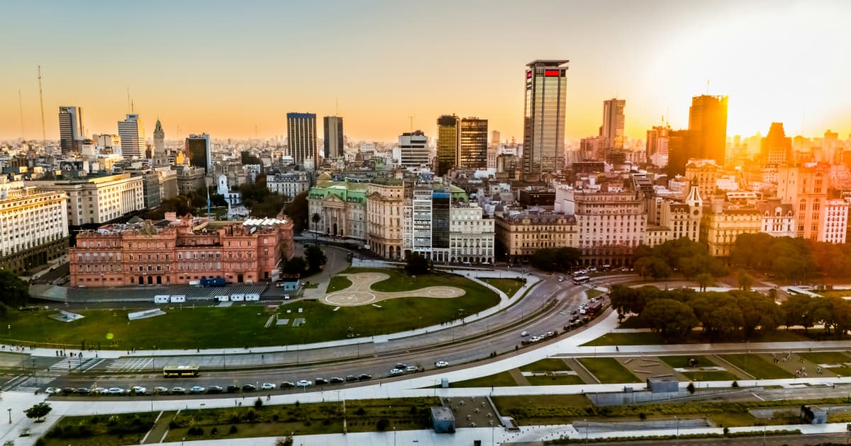 American Party Proposes Three-Phase Strategy for Ukraine Conflict